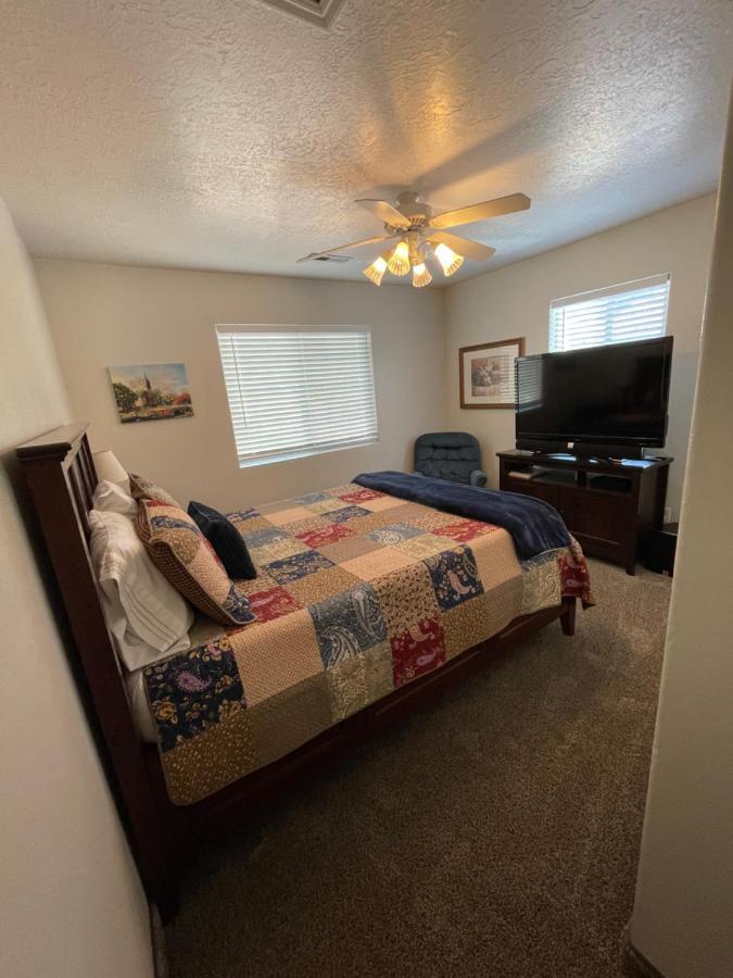 Zion'S Blue Sage Bed & Breakfast Hildale Екстер'єр фото
